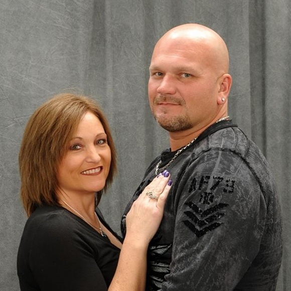 Meet your Posher, Tonya - Picture 1 of 1